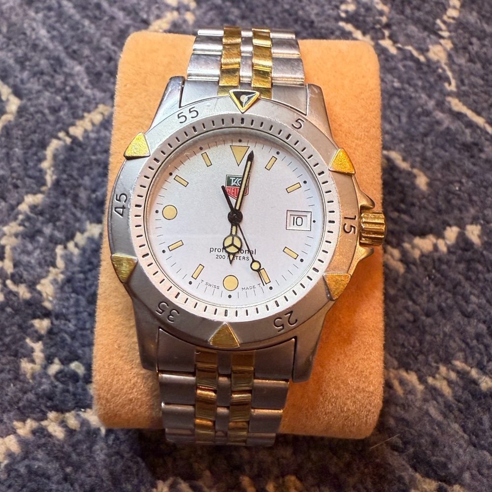 Tag Heuer Vintage Professional 1500 Series WD1221-k-20 Dive Watch 37mm